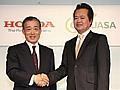 Takeo Fukui President and CEO of Honda, Makoto Yoda President and CEO of GS Yuasa.